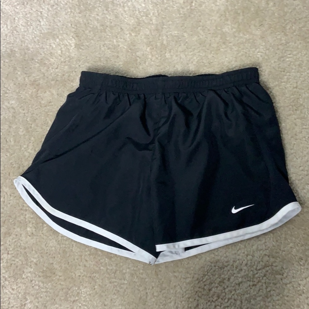 Nike • girls athletic shorts